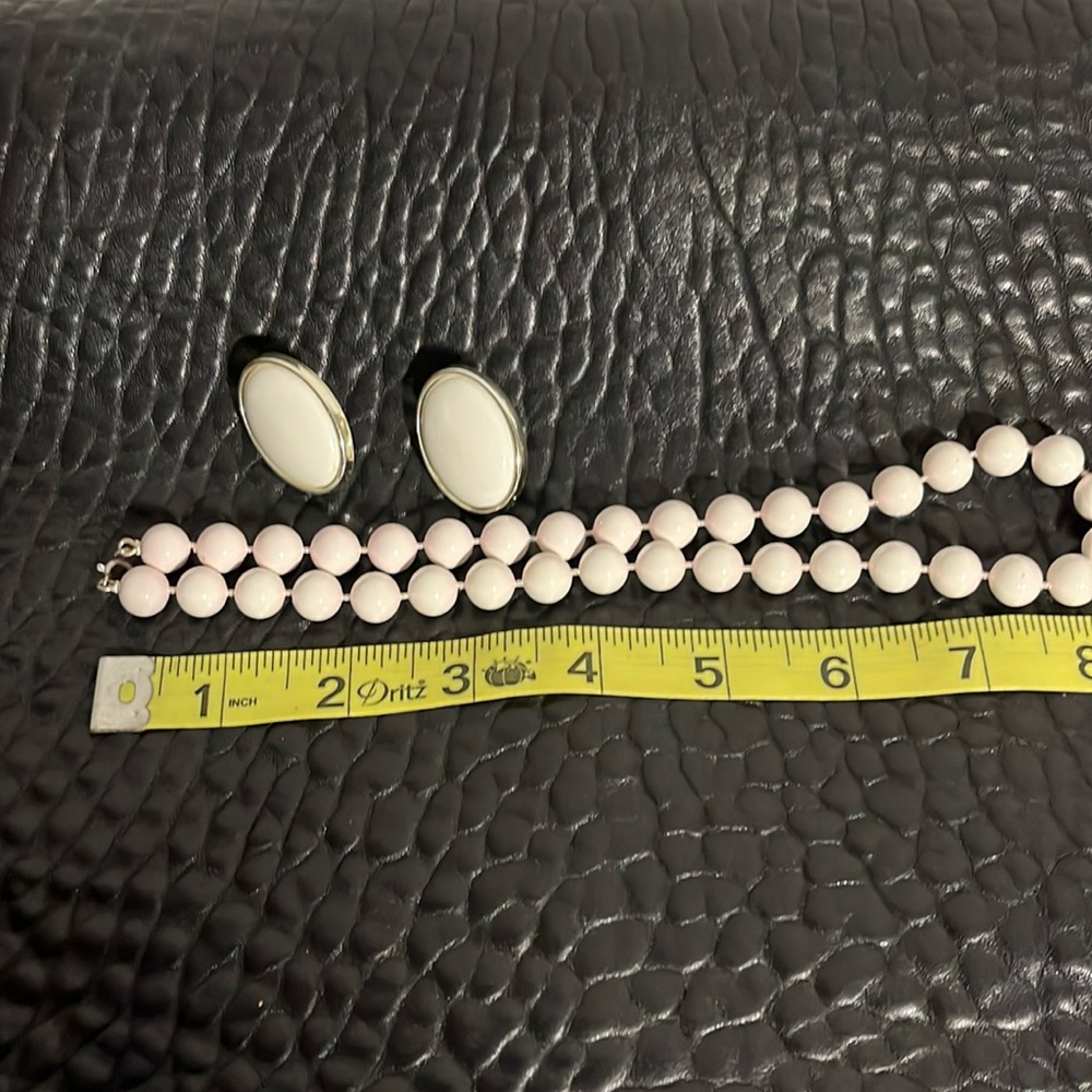 Vintage Avon Earrings & Necklace Set